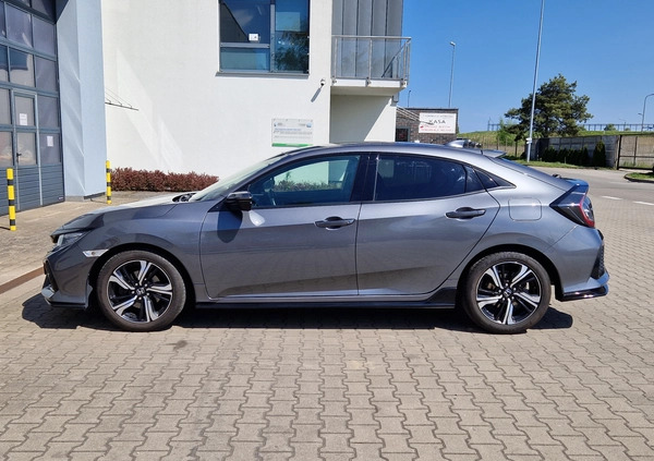 Honda Civic cena 72500 przebieg: 121000, rok produkcji 2017 z Świnoujście małe 379